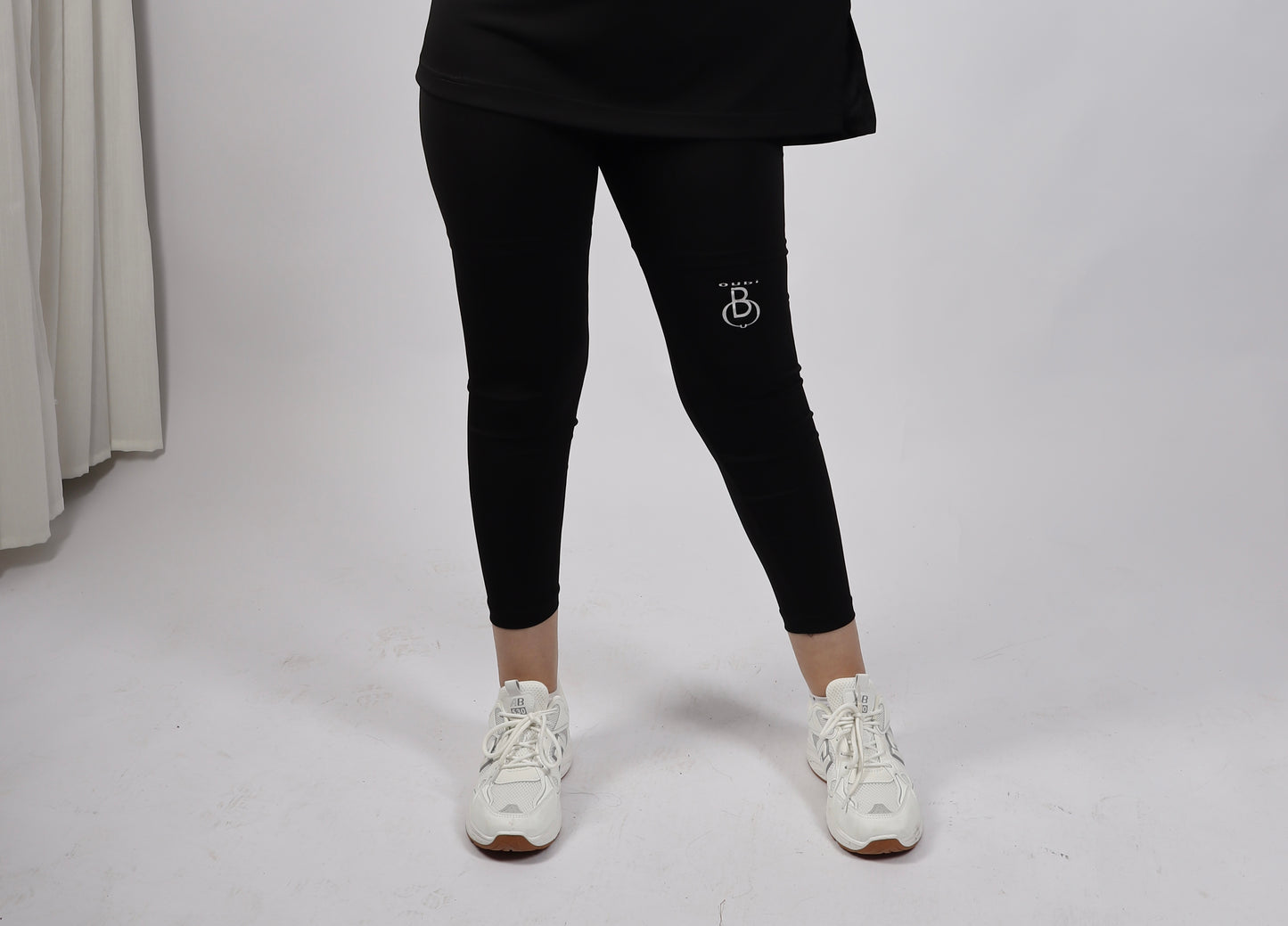 Pantalon sport noir femme voilée - vue 3 - Oubi
