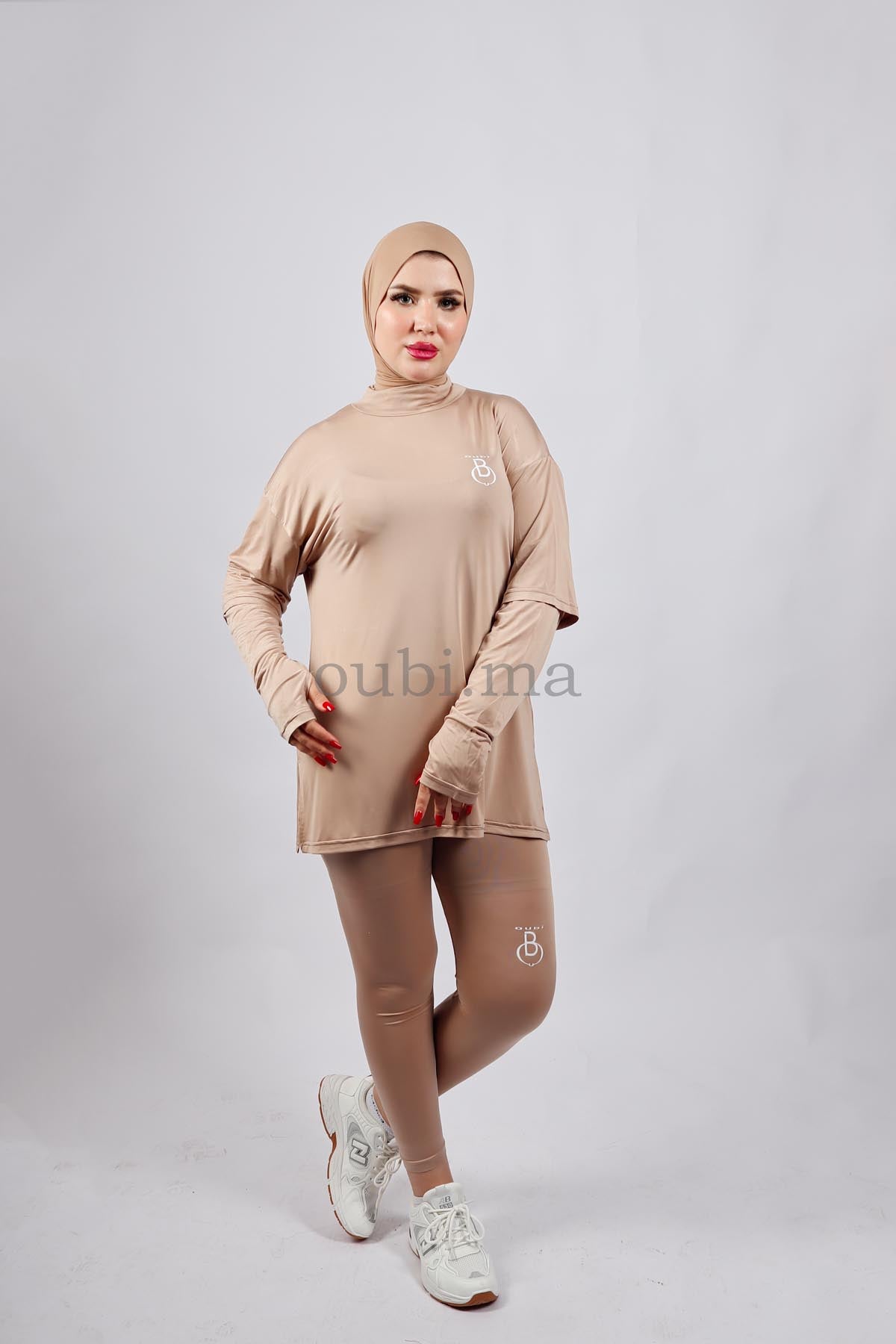 Tenue gym hijab beige - vue de dos - OUBIGYM