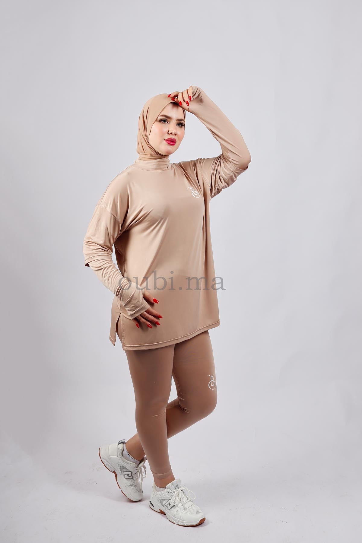 Tenue sport modeste beige - vue profil - OUBIGYM